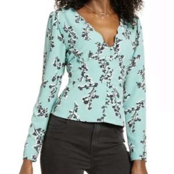 NWT Leith green wing space Delila floral blouse - Picture 1 of 6